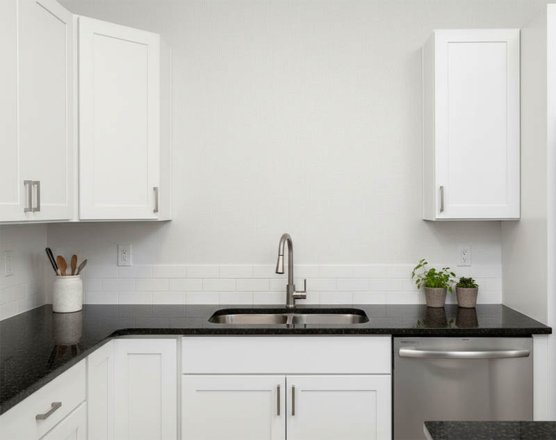 Beyaz Dokulu Hafif Simli 16 M2 Duvar Kağıdı 28144-1