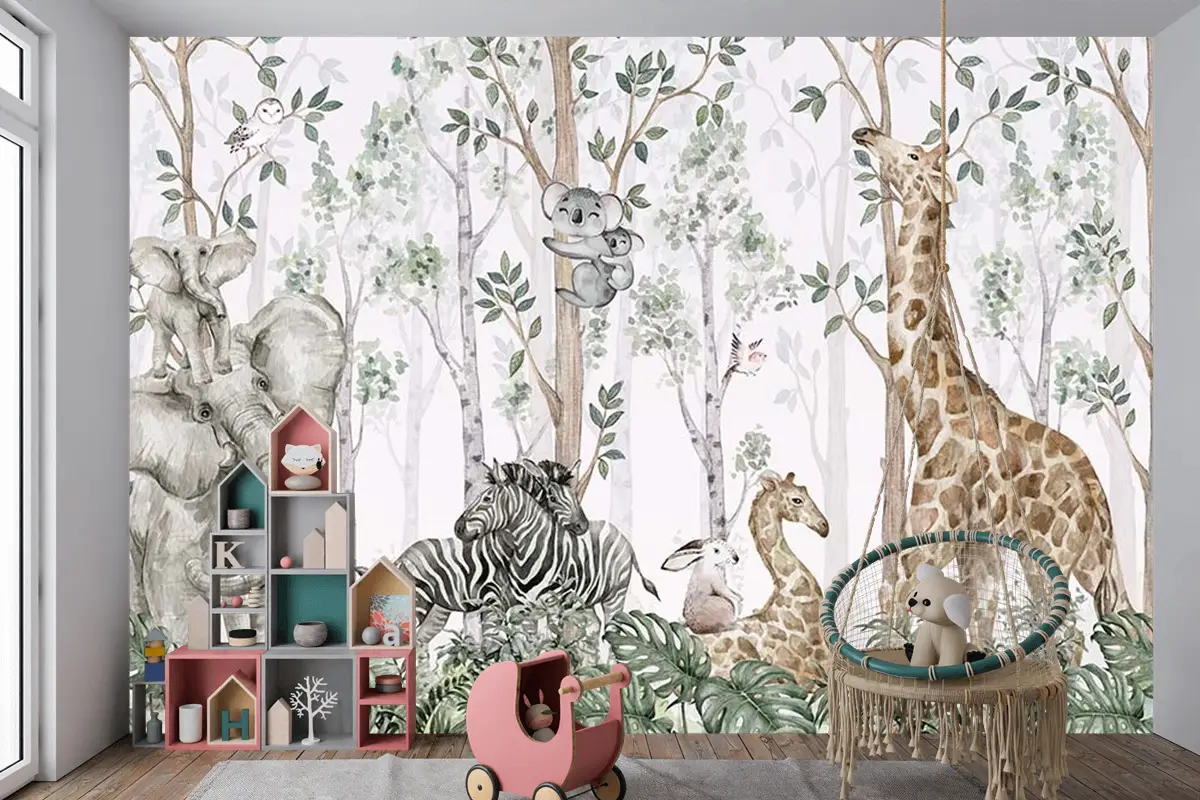 Ormanda Ağaçlar Arasında Sevimli Hayvanlar Çocuk Odası Duvar Kağıdı