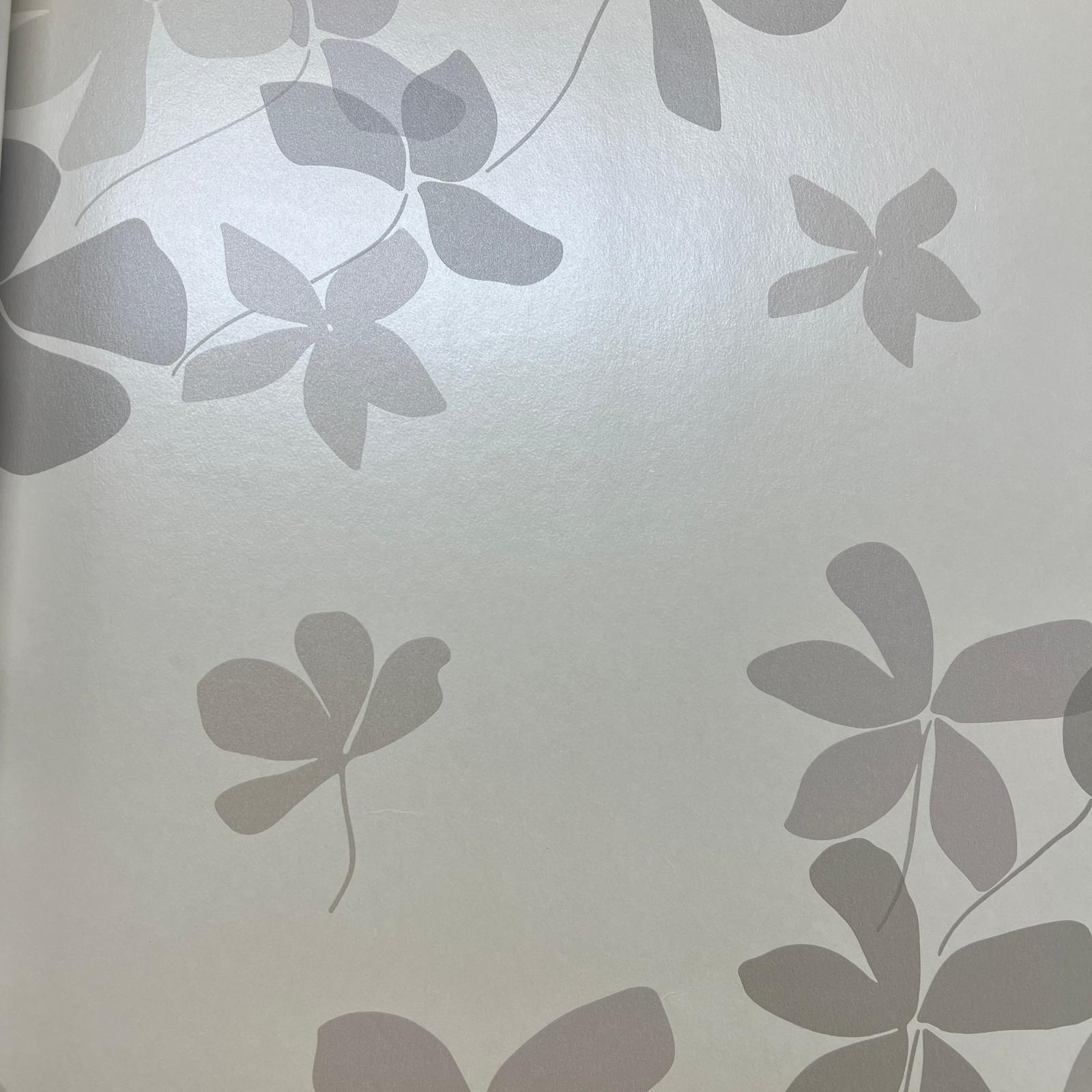 Gri Parlak Çiçek Desenli Duvar Kağıdı 112028