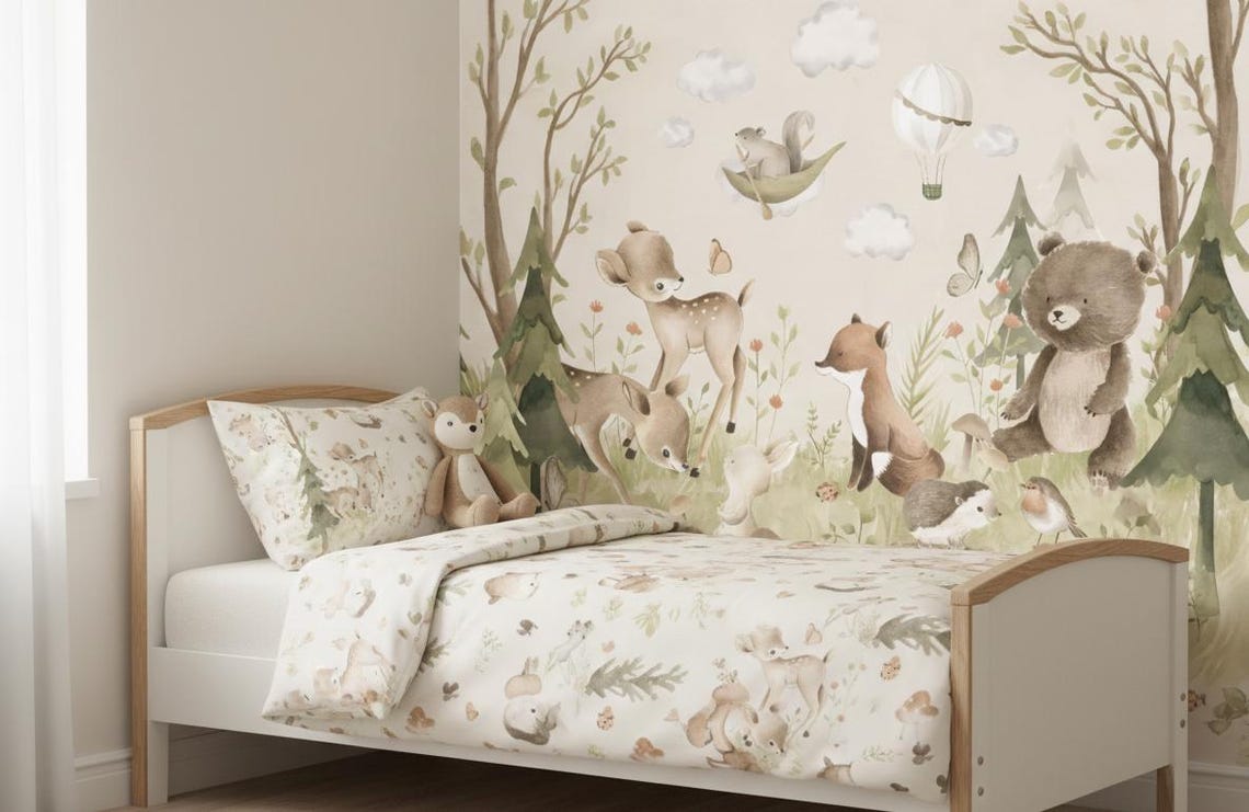 Kendinden Yapışkanlı - Orman Hayvanları Temalı Bebek Çocuk Odası Duvar Kağıdı