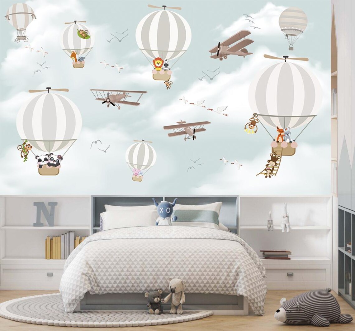 Kendinden Yapışkanlı - Sıcak Hava Balonlarında Sevimli Hayvanlar Çocuk Bebek Odası Duvar Kağıdı