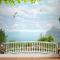 Bahçeli Balkon Ve Deniz Manzarası Duvar Kağıdı