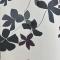 Siyah Beyaz Çiçek Desenli Duvar Kağıdı 112025